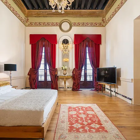 Luxe Collection @ Centre Old Town Apartment *