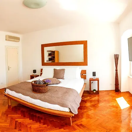 Luxe Collection @ Centre Old Town Apartment Split